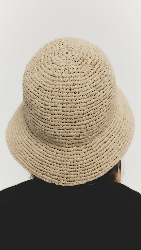 Pierce Bucket